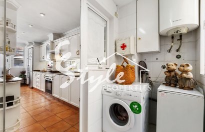 Resale - Apartamento - Torrevieja - Centro - Muelle Pesquero