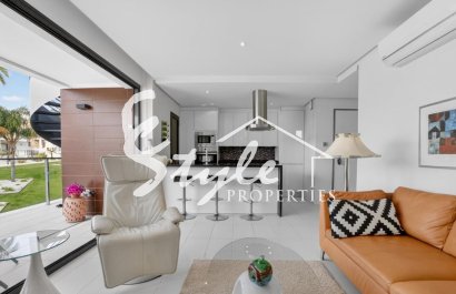 Resale - Apartamento - Punta Prima