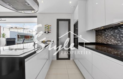 Resale - Apartamento - Punta Prima