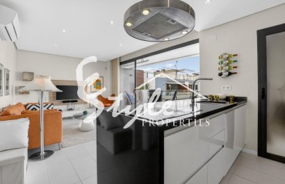 Resale - Apartamento - Punta Prima