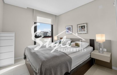 Resale - Apartamento - Punta Prima