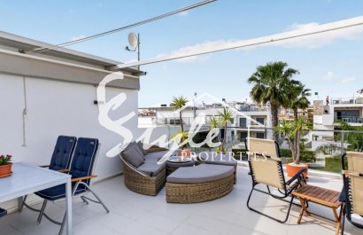 Resale - Apartamento - Punta Prima