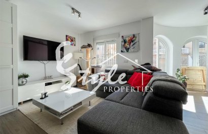 Resale - Villa - Orihuela-Costa - Villamartin