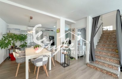 Resale - Villa - Orihuela-Costa - Villamartin