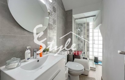 Resale - Villa - Orihuela-Costa - Villamartin