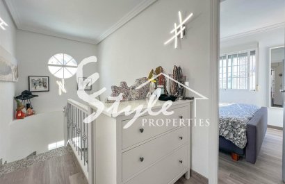 Resale - Villa - Orihuela-Costa - Villamartin