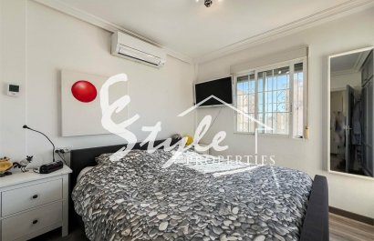 Resale - Villa - Orihuela-Costa - Villamartin