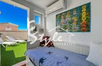 Resale - Villa - Orihuela-Costa - Villamartin