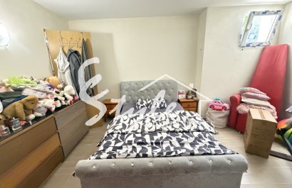 Reventa - Villa - Villamartín - Villamartin
