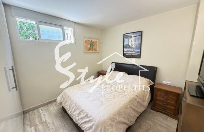 Reventa - Villa - Villamartín - Villamartin