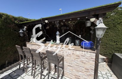 Reventa - Villa - Villamartín - Villamartin