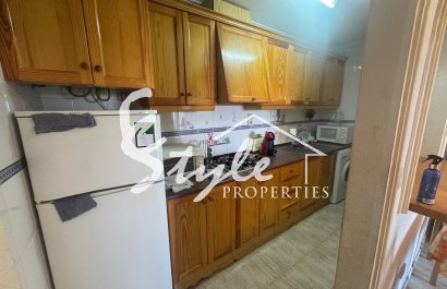 Resale - Apartamento - Torrevieja - Playa del Acequión