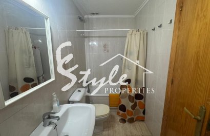 Resale - Apartamento - Torrevieja - Playa del Acequión