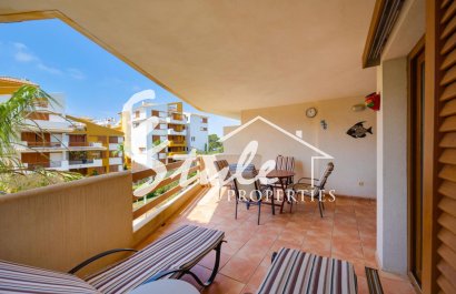 Resale - Apartamento - Punta Prima