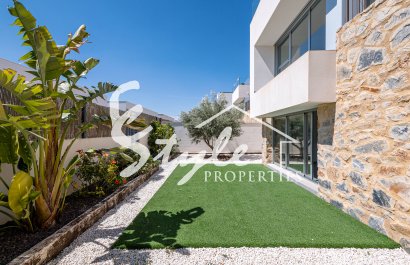 Nuevo - Villa - Algorfa