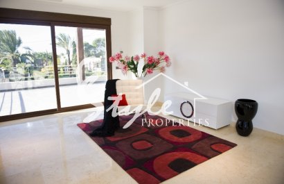 Resale - Villa - Cabo Roig