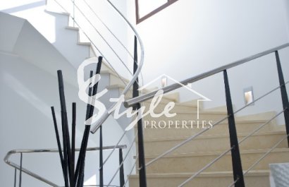 Resale - Villa - Cabo Roig