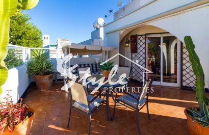 Resale - Villa - Lomas de Don Juan