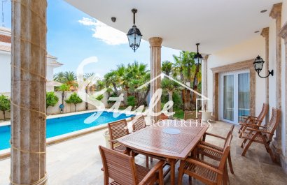 Resale - Villa - Cabo Roig