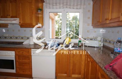 Resale - Villa - Cabo Roig