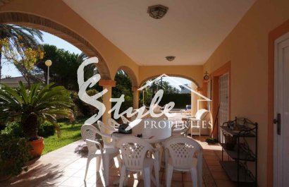 Resale - Villa - Cabo Roig