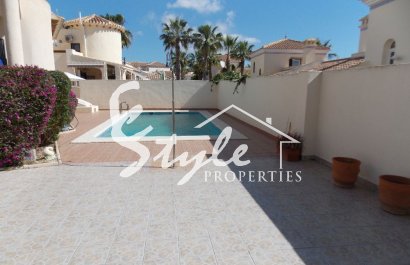 Resale - Villa - Las Ramblas