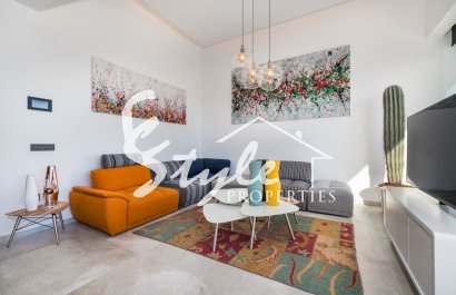 Новая красивая вилла в Сьюдад Кесада, Коста Бланка, Испания.ON734