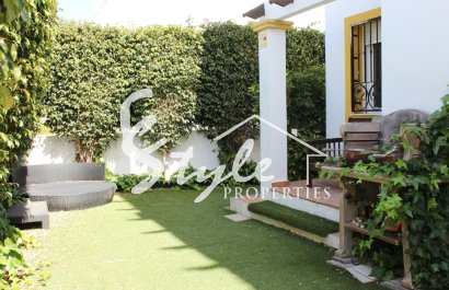 Resale - Townhouse - Villamartin