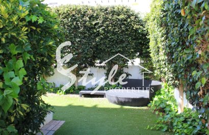 Resale - Townhouse - Villamartin