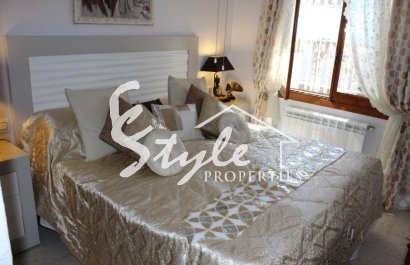 Resale - Villa - Villamartin, Orihuela Costa - Villamartin