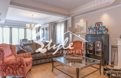 Вторичное жилье - Вилла - Сьюдад Кесада