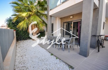 Ground floor apartment with private gardener sale  in ¨Amay¨, Punta Prima, Costa Blanca, Spain. REF.1211