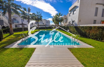 Ground floor apartment with private gardener sale  in ¨Amay¨, Punta Prima, Costa Blanca, Spain. REF.1211