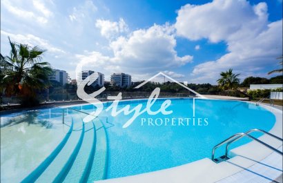 Nuevo - Apartamento - Villamartin