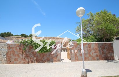 Вторичное жилье - Вилла - Кампоамор