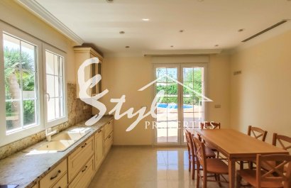 Nuevo - Villa - Cabo Roig