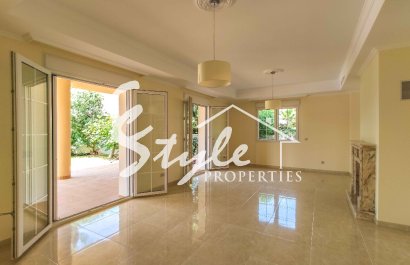 Nuevo - Villa - Cabo Roig