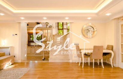 Вторичное жилье - Вилла - Сьюдад Кесада