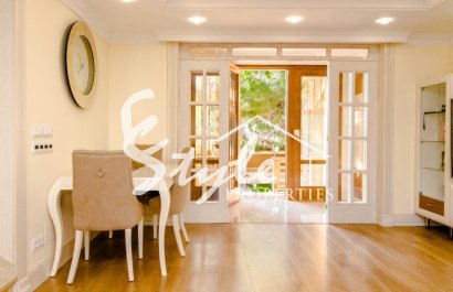 Вторичное жилье - Вилла - Сьюдад Кесада