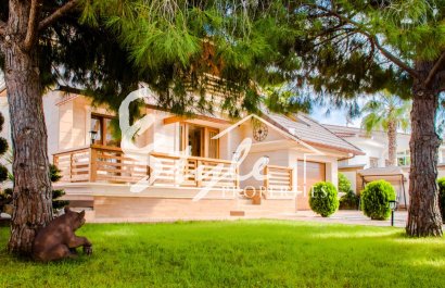 Вторичное жилье - Вилла - Сьюдад Кесада