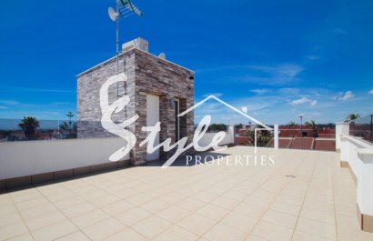 Продаем виллу с бассейном на берегу моря в Миль Пальмерас, Пилар-де-ла-Орадада, с прекрасным видом