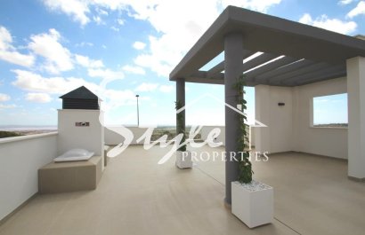 Promotion in Dehesa de Campoamor. Complex of independent villas with private pool near the sea in Orihuela Costa.