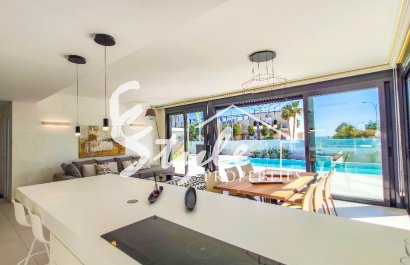 New build - Villa - Dehesa de Campoamor