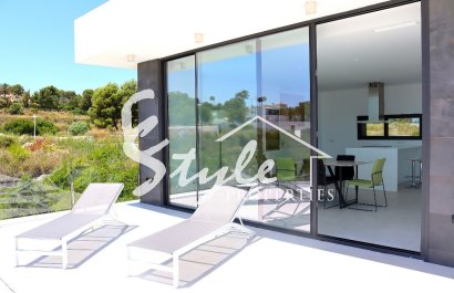 Купить новую построенную виллу рядом с морем в Морайра. ID ON1143_43