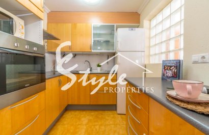 Купить дуплекс с частным садом на продажу в Плайя Фламенка, Ориуэла Коста. ID: 4563