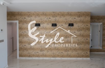 Nuevo - Villa - Villamartin