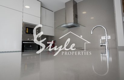 Nuevo - Villa - Villamartin