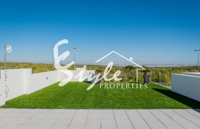 Nuevo - Villa - Villamartin