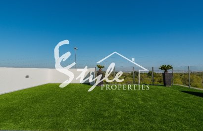 Nuevo - Villa - Villamartin