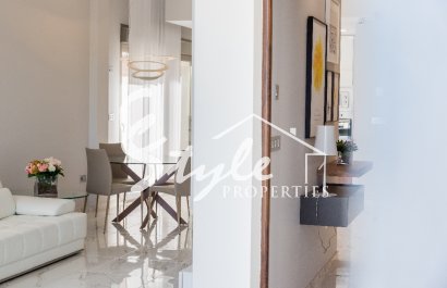 Nuevo - Villa - Villamartin